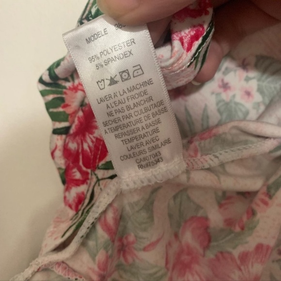 4/$20 Lucy & Laurel Anthro tropical print tank - Picture 8 of 8